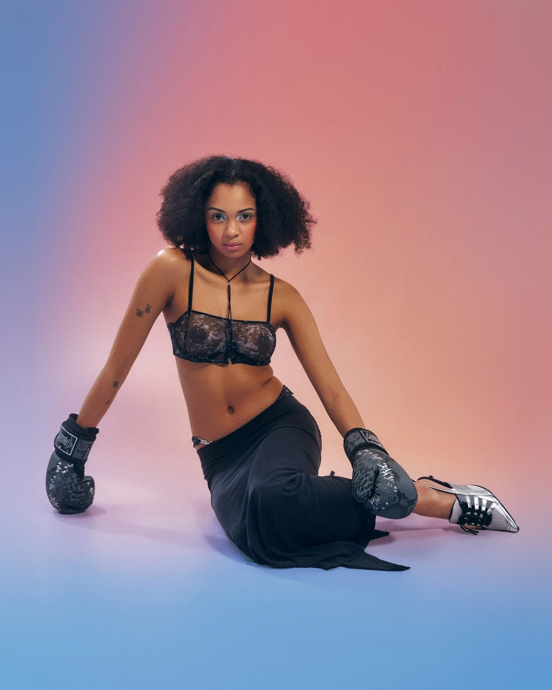 Neck-tie bra